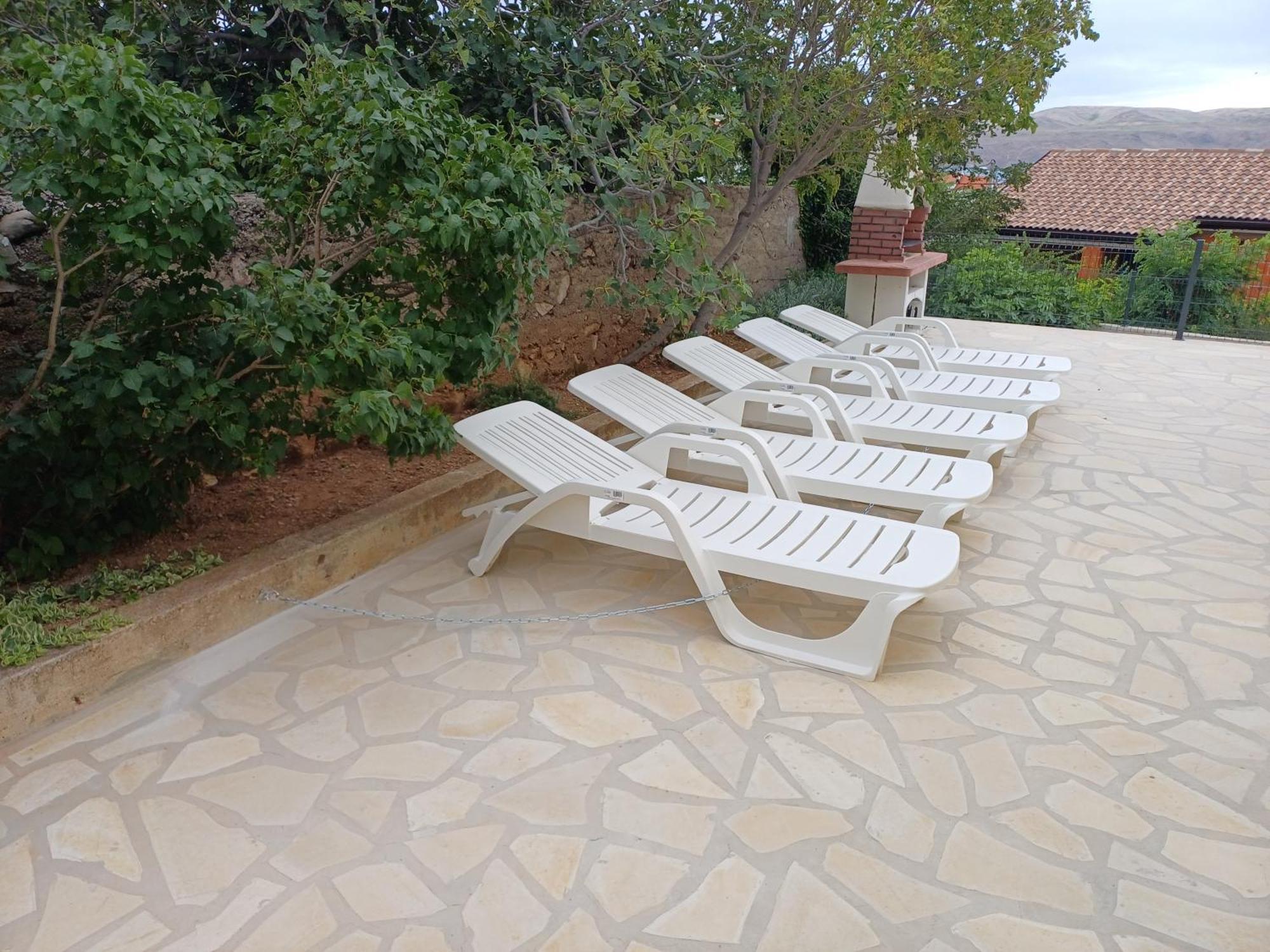 Holiday House Rose Karlobag Exterior foto