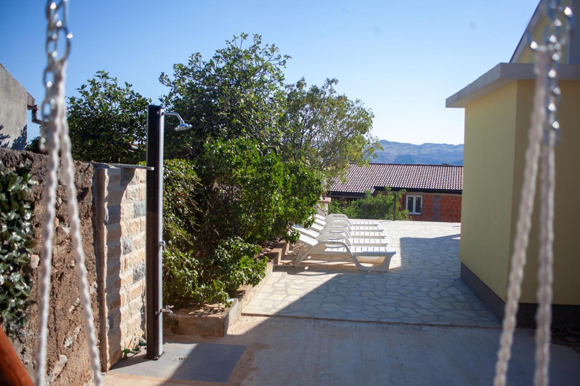 Holiday House Rose Karlobag Exterior foto