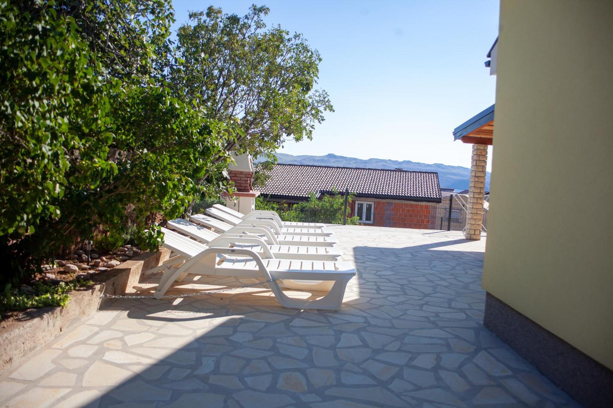 Holiday House Rose Karlobag Exterior foto