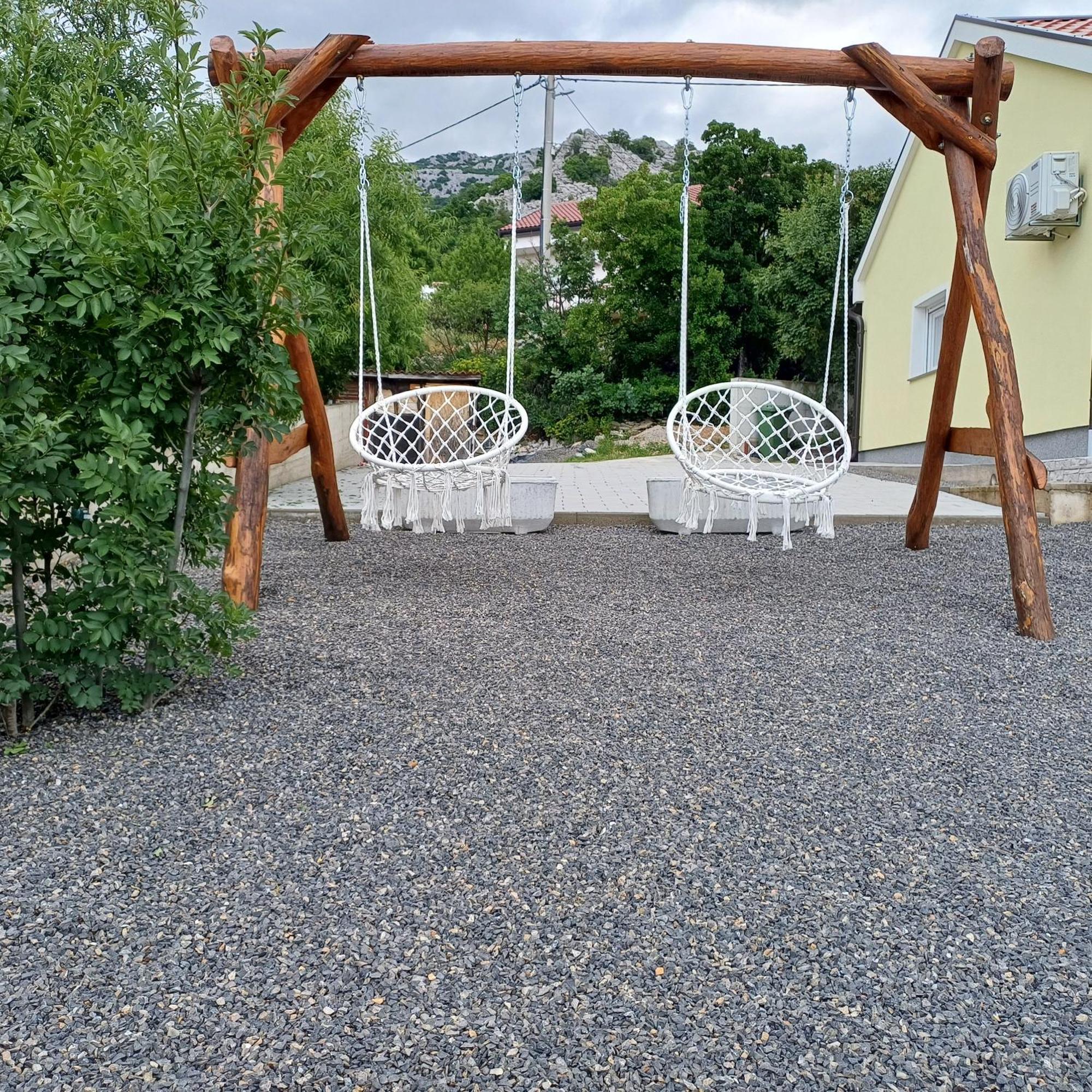 Holiday House Rose Karlobag Exterior foto